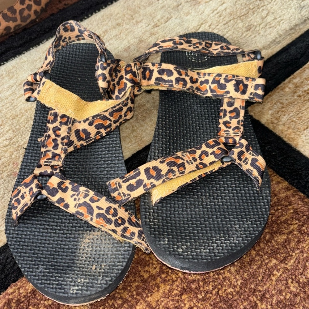 Youth girls size 2